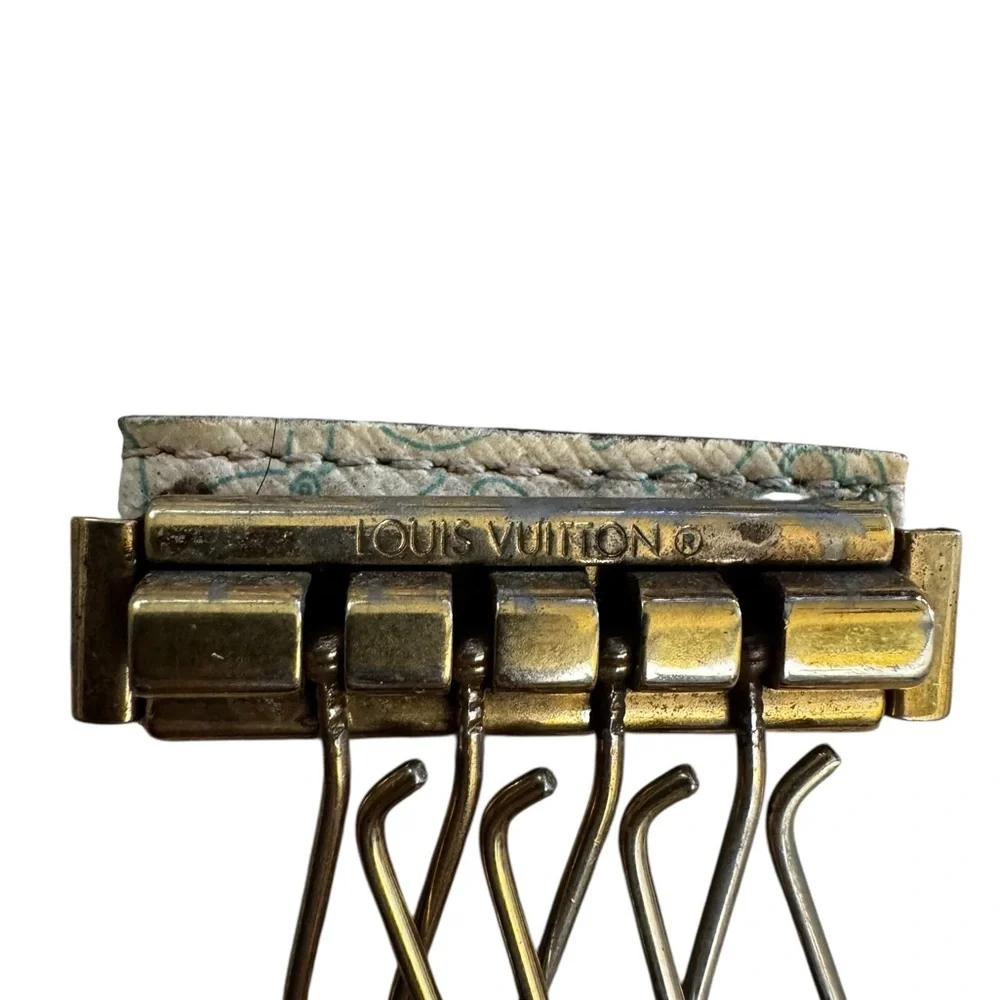 Louis Vuitton Monogram Key Chain Wallet *RARE* pattern - Picture 12 of 15